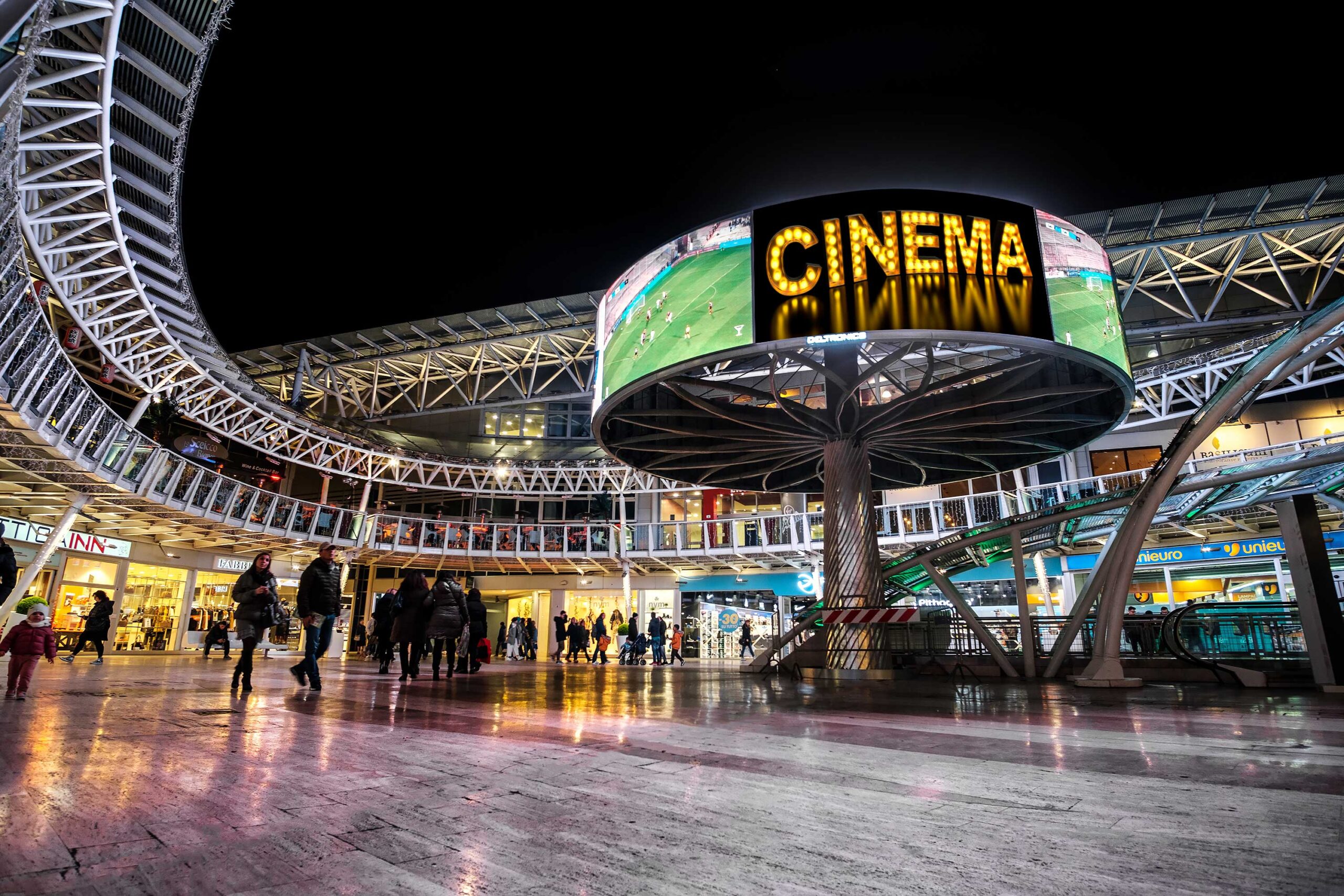 Unisoft | Advertising Videowall